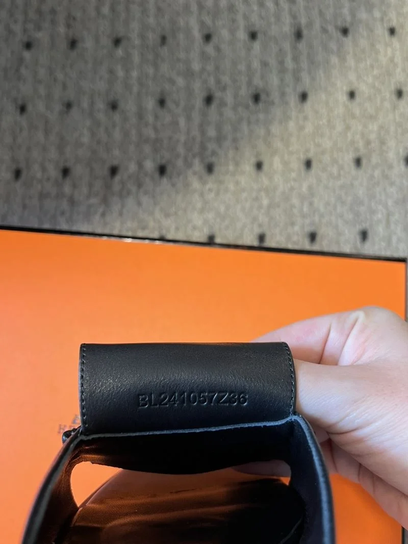 FreshLook Hermes Slippers 27387