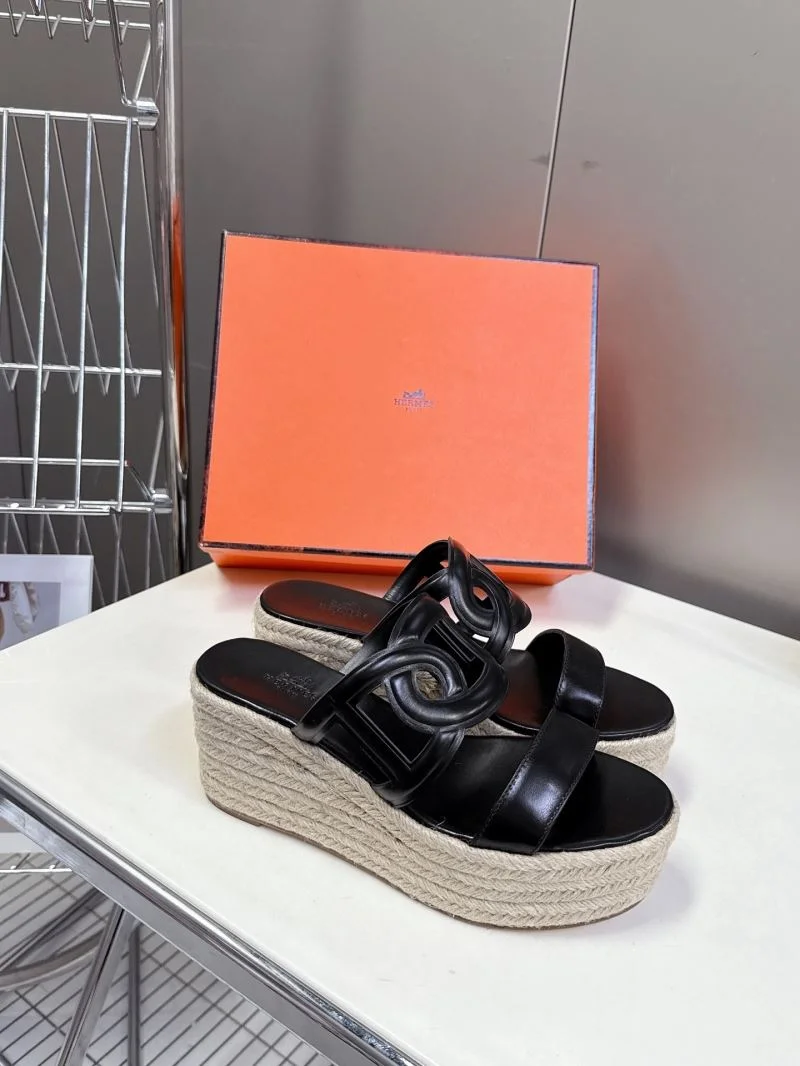 MultiPurpose Hermes Slippers 26913