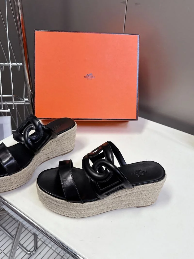 MultiPurpose Hermes Slippers 26913