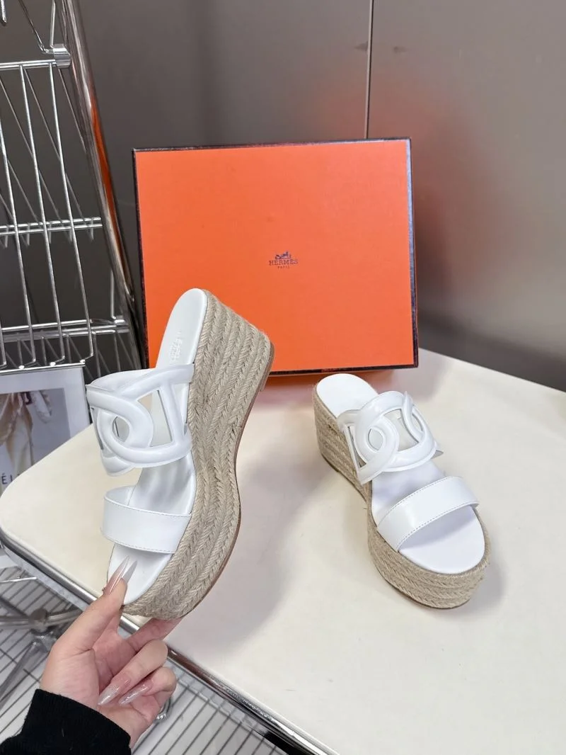 Neat Hermes Slippers 26941