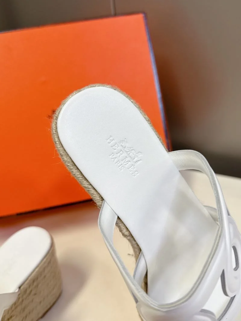 Neat Hermes Slippers 26941