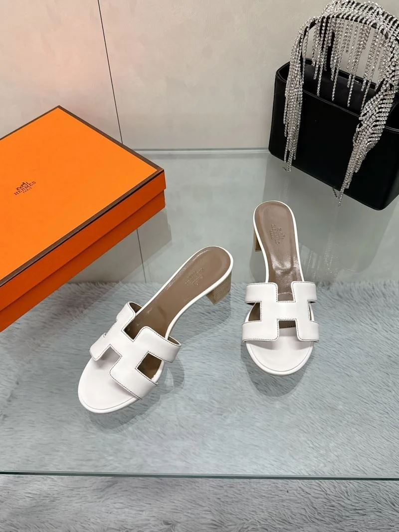 Reliable Hermes Slippers 26903