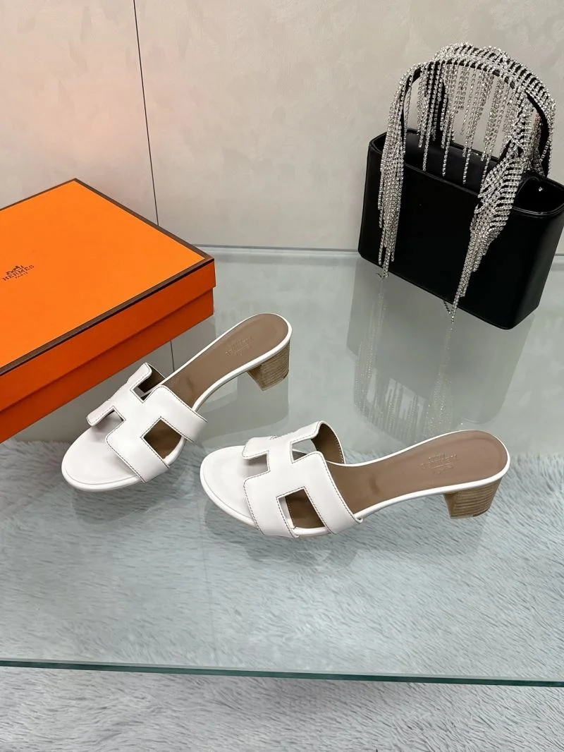 Reliable Hermes Slippers 26903