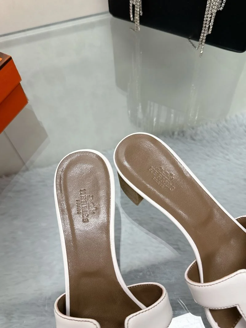 Reliable Hermes Slippers 26903