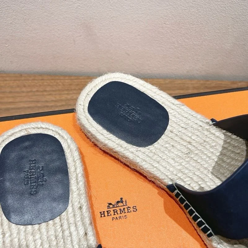 Seasonal Hermes Slippers 26874