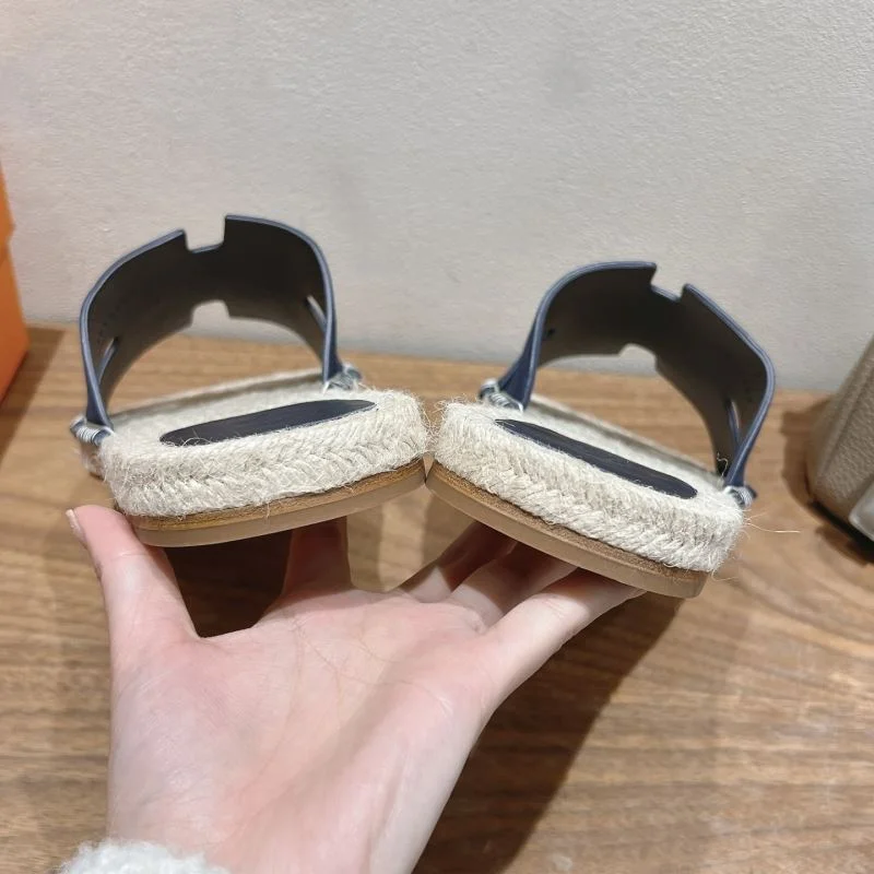 Seasonal Hermes Slippers 26874