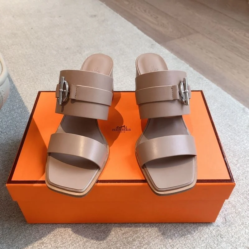 Trendsetting Hermes Slippers 26863