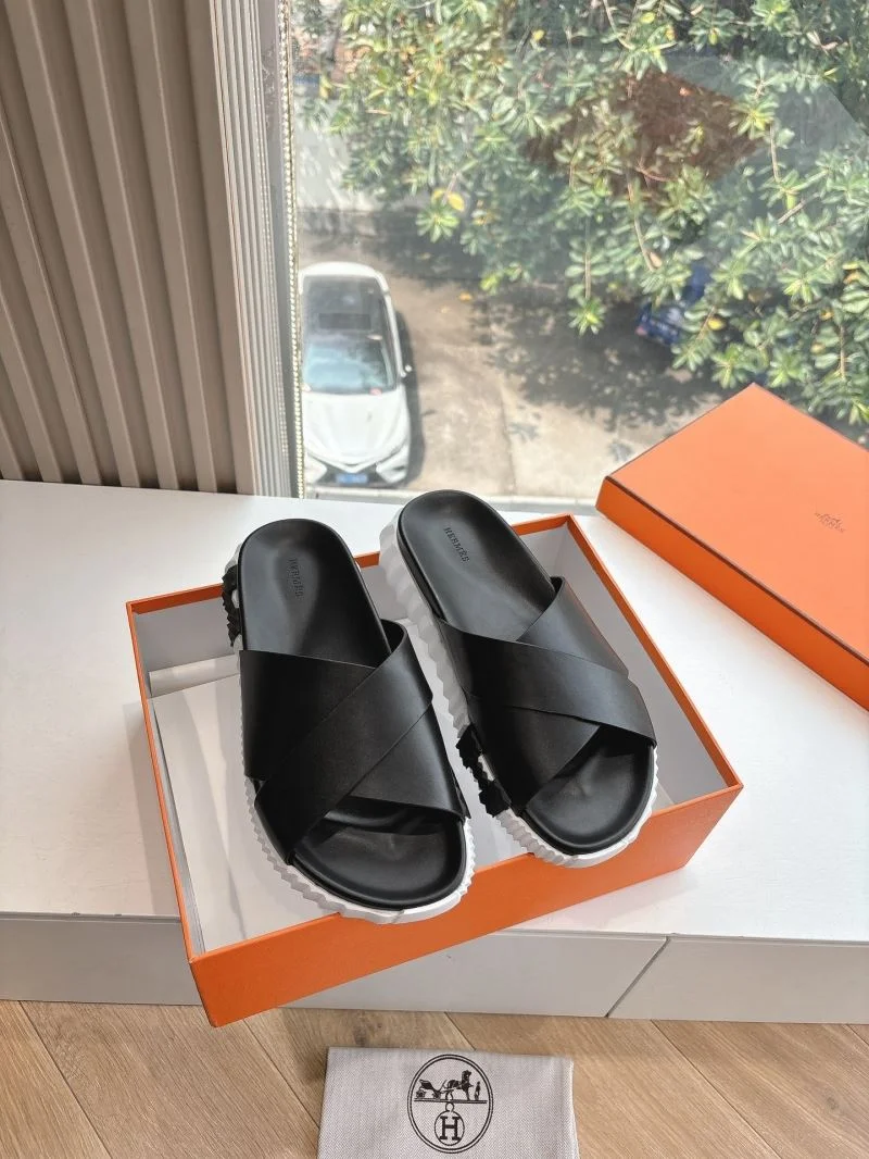 Compact Hermes Slippers 26814