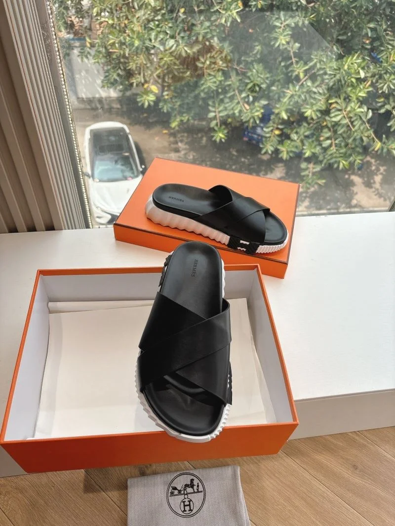 Compact Hermes Slippers 26814