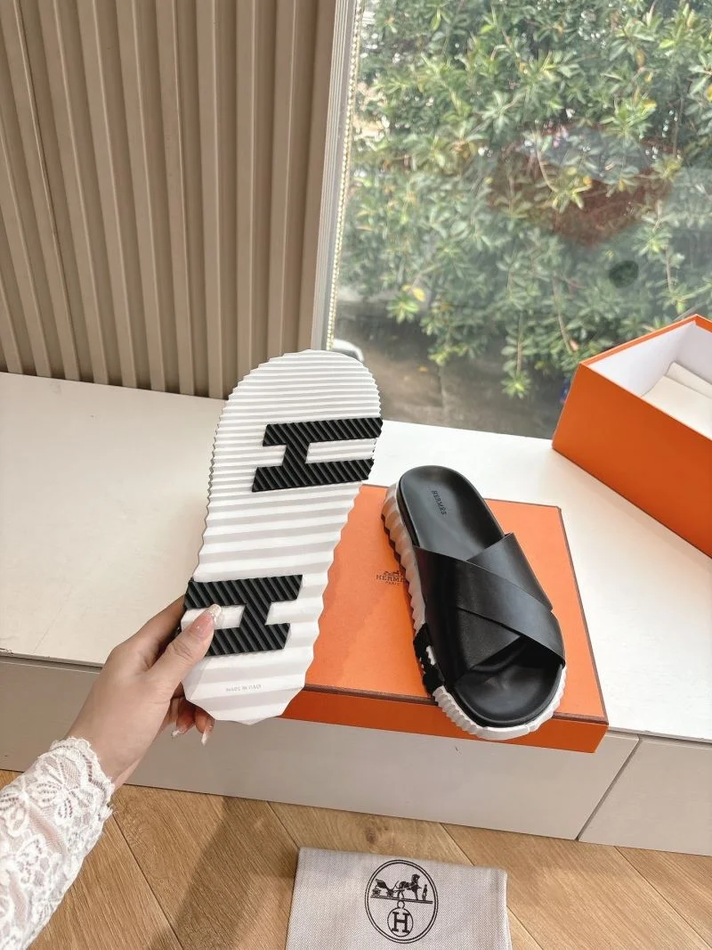 Compact Hermes Slippers 26814
