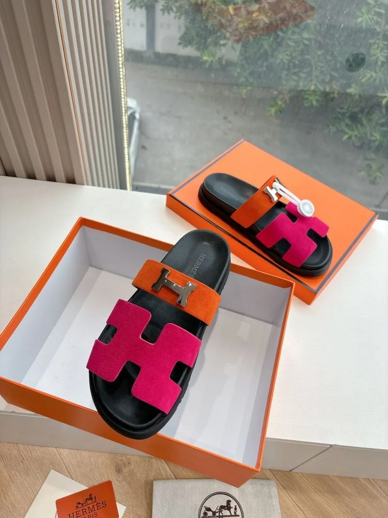 WaterResistant Hermes Slippers 26808
