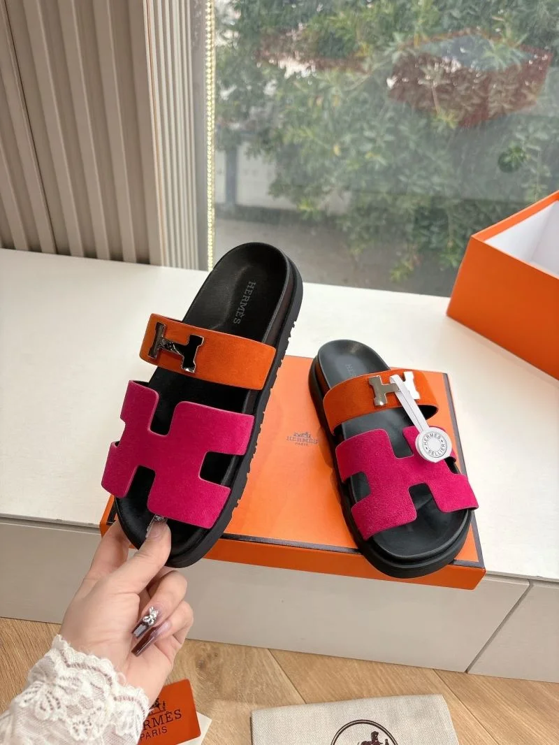 WaterResistant Hermes Slippers 26808