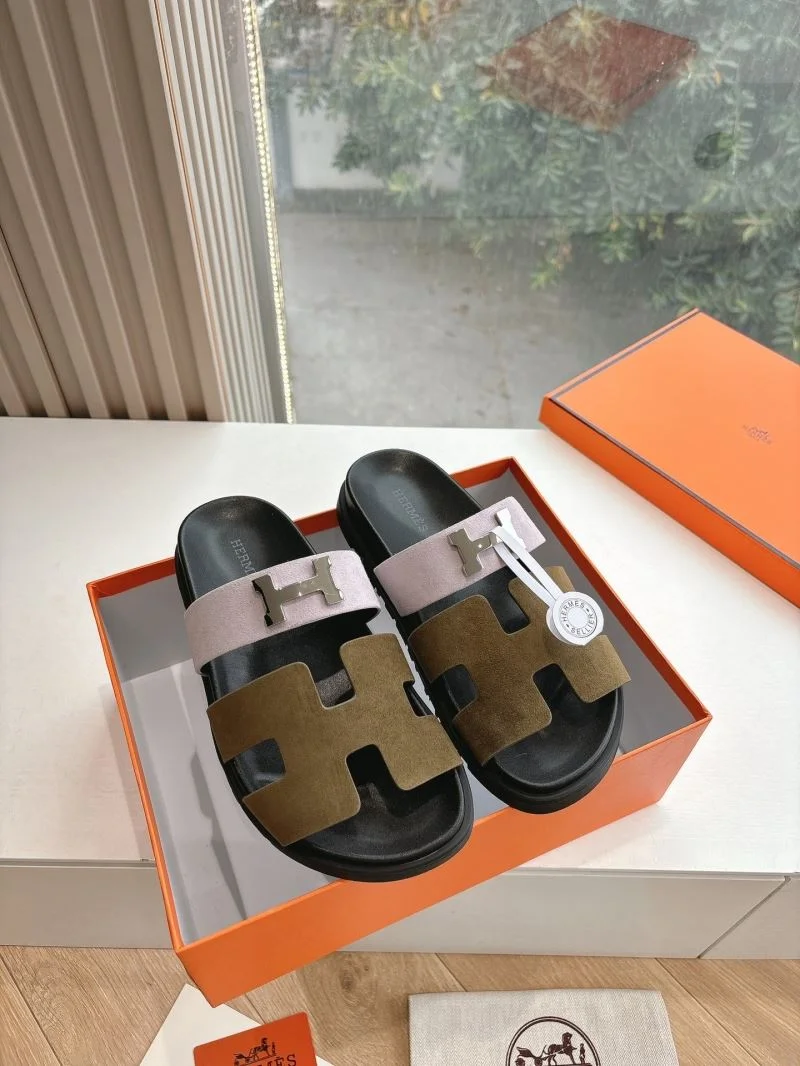 UrbanChic Hermes Slippers 26794