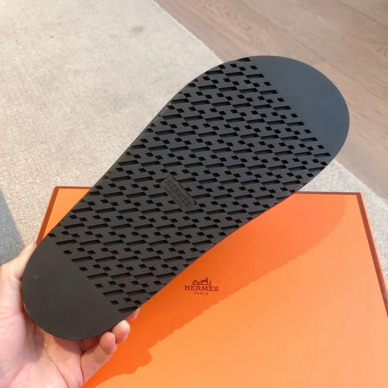 Sporty Hermes Slippers 26783