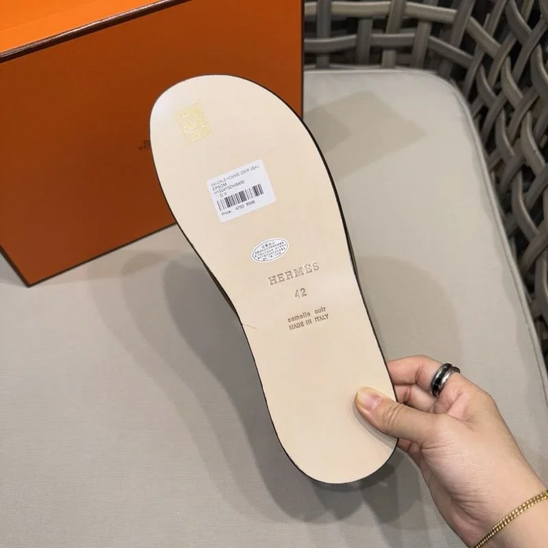 Youthful Hermes Slippers 27830