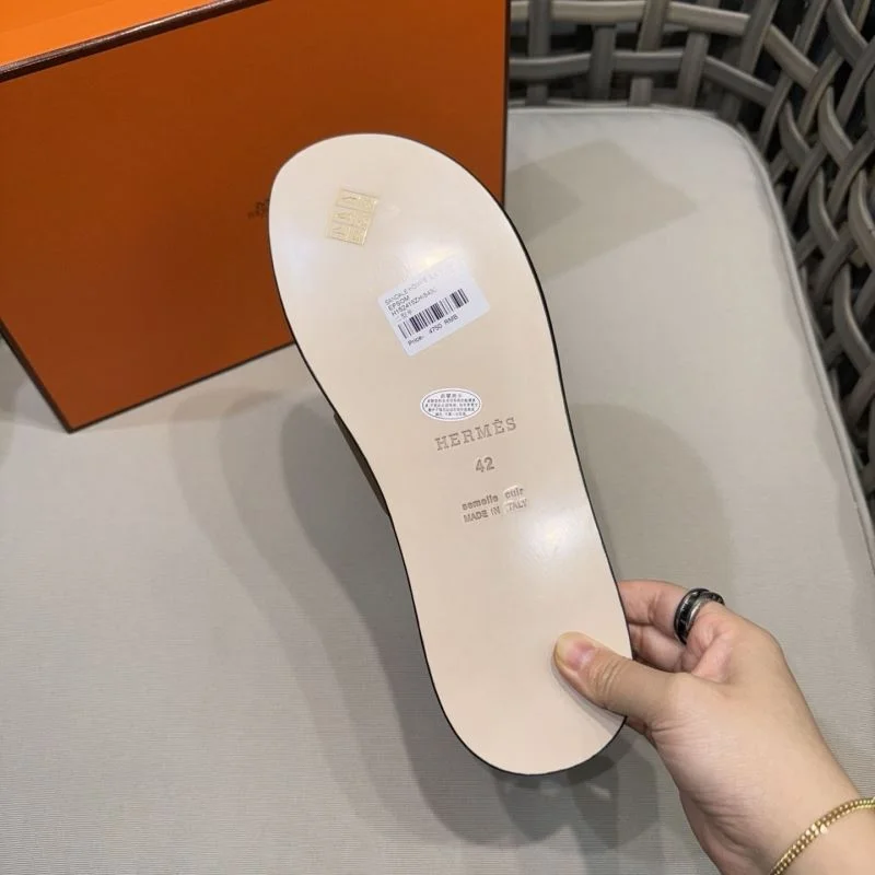 Trendsetting Hermes Slippers 27822