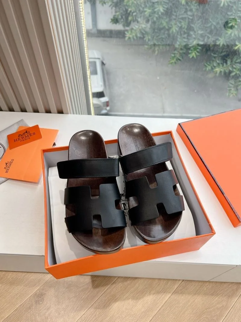 Trendsetting Hermes Slippers 28427