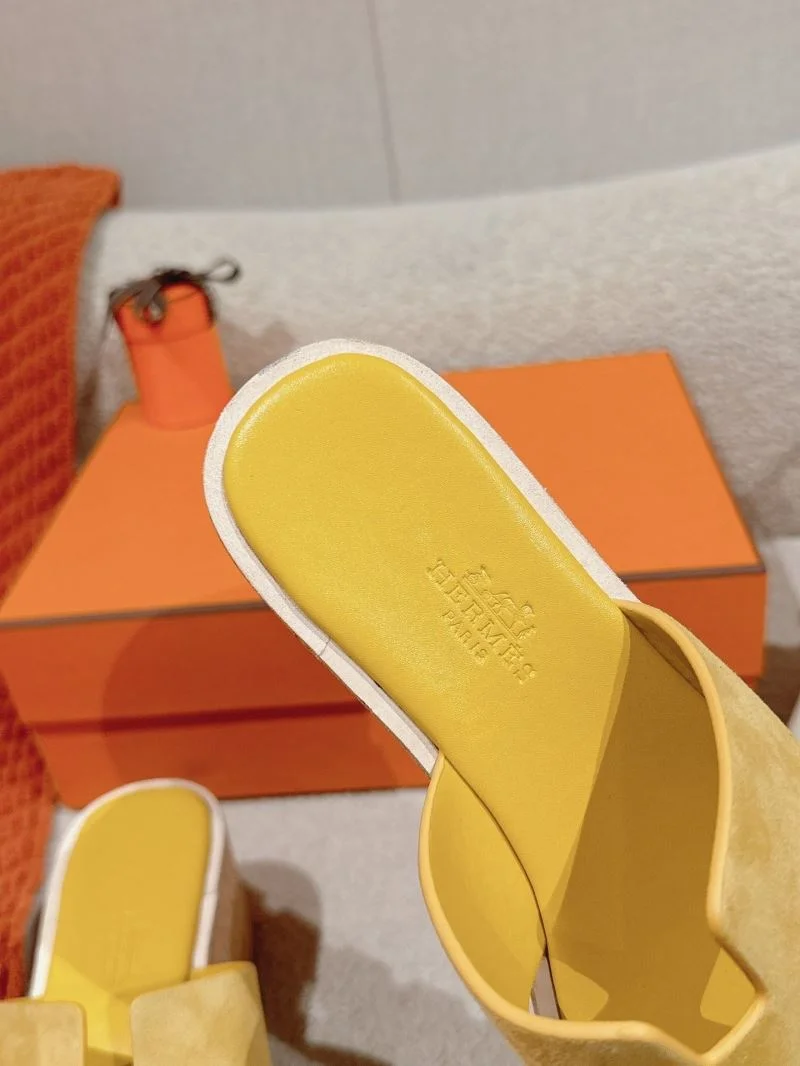 Bold Hermes Slippers 28417