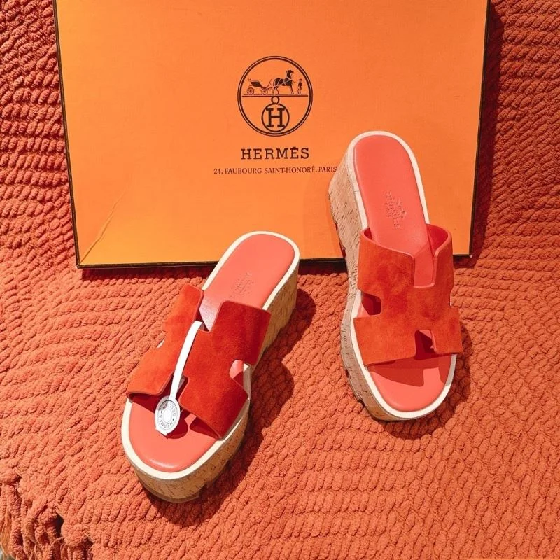 Trendsetting Hermes Slippers 28404