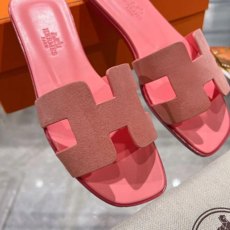 TravelReady Hermes Slippers 28389