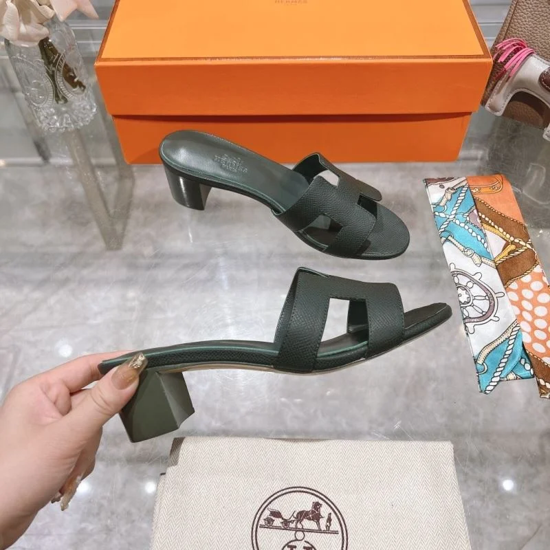 EyeCatching Hermes Slippers 28396