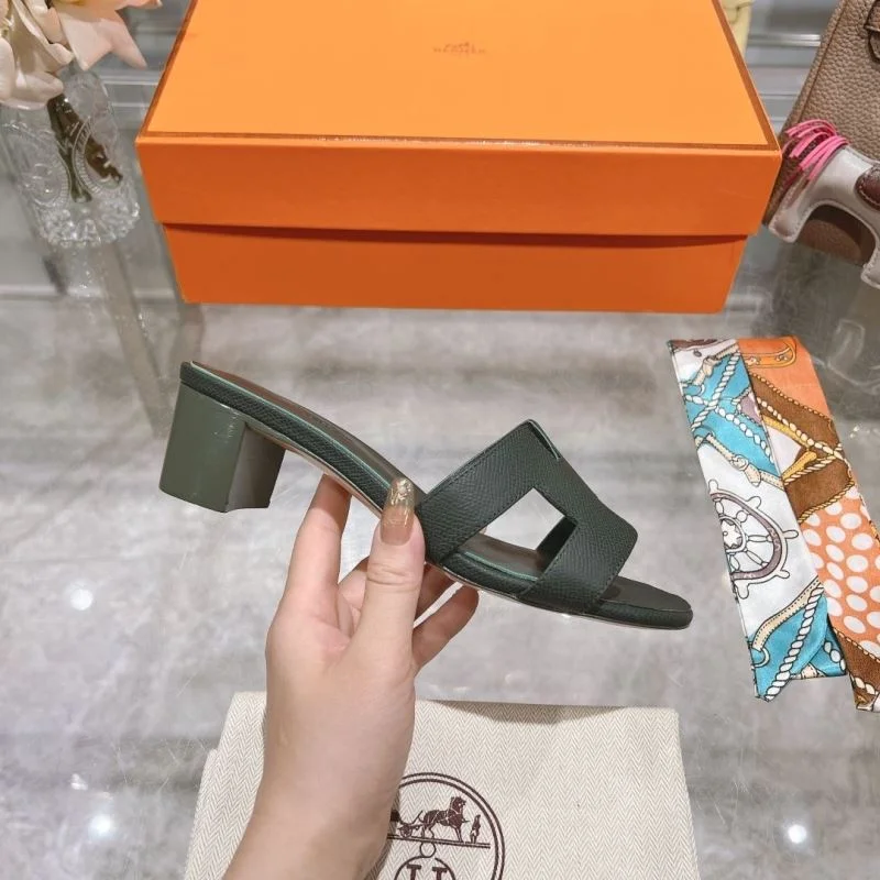 EyeCatching Hermes Slippers 28396