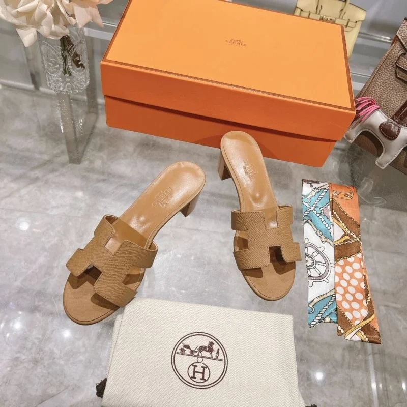 Tailored Hermes Slippers 28365