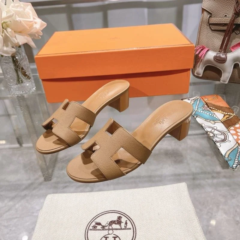 Tailored Hermes Slippers 28365
