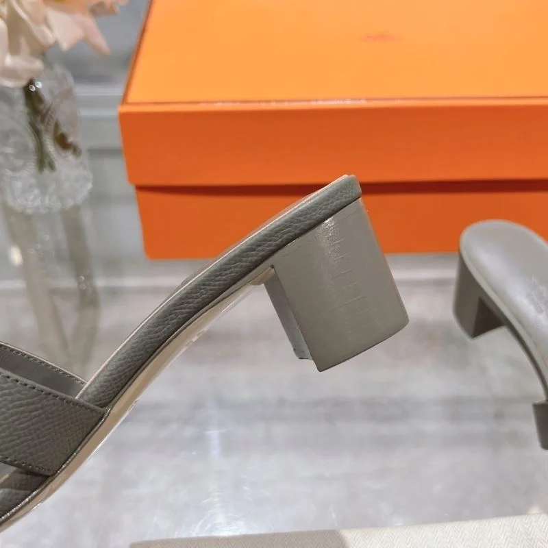 UrbanChic Hermes Slippers 28353