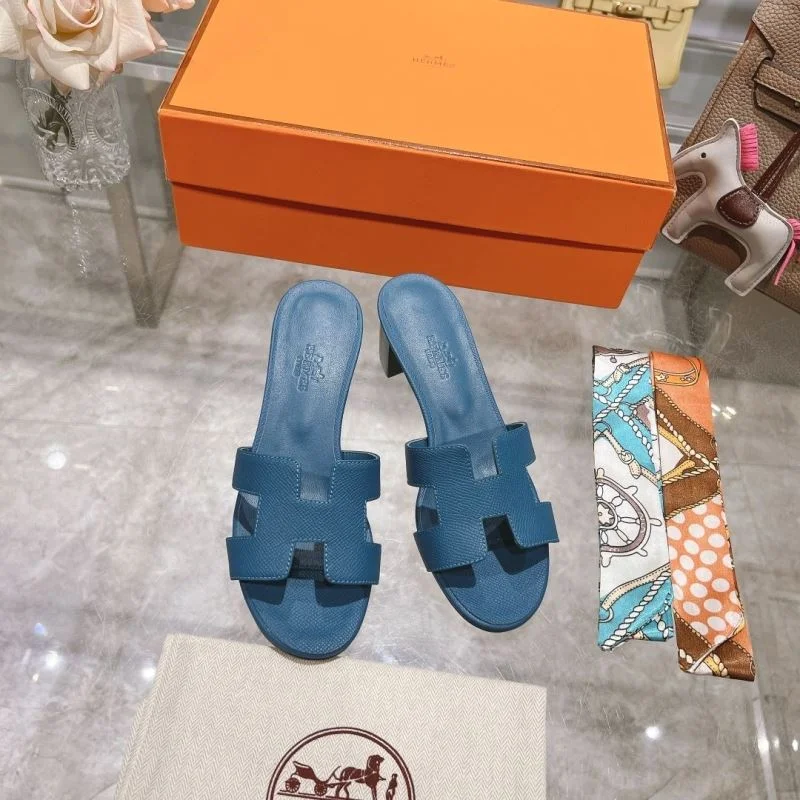 Compact Hermes Slippers 28348