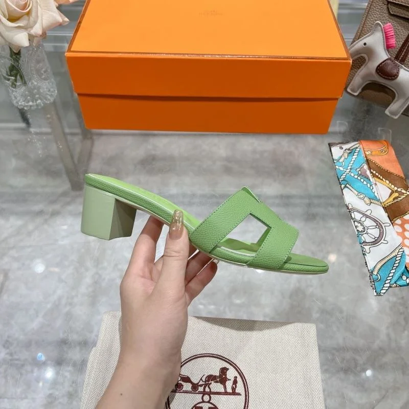 WaterResistant Hermes Slippers 28319