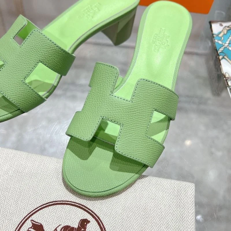 WaterResistant Hermes Slippers 28319