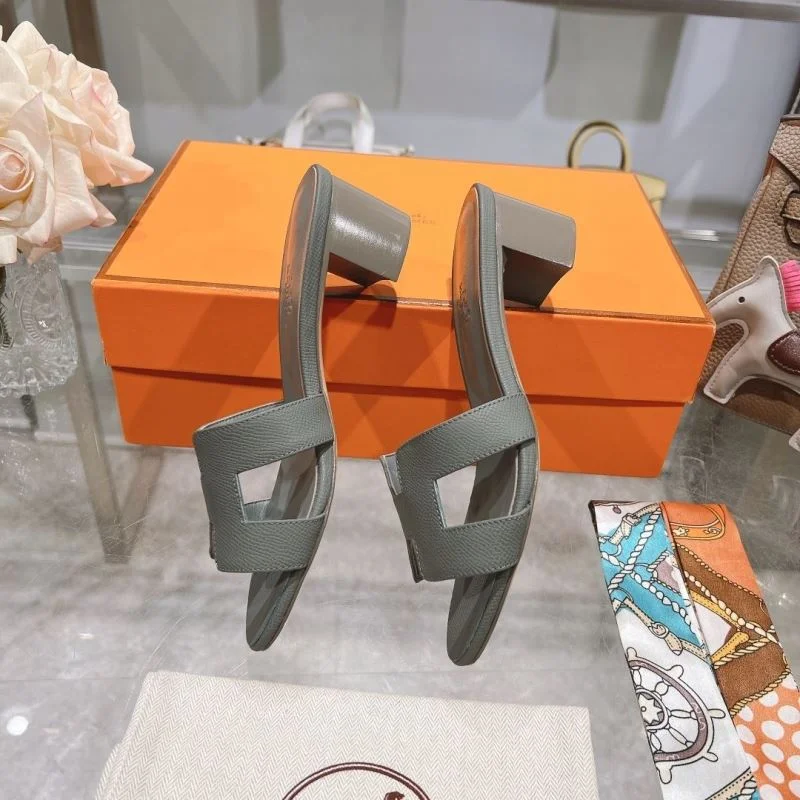 TravelReady Hermes Slippers 28315