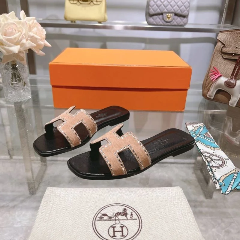 TravelReady Hermes Slippers 28273