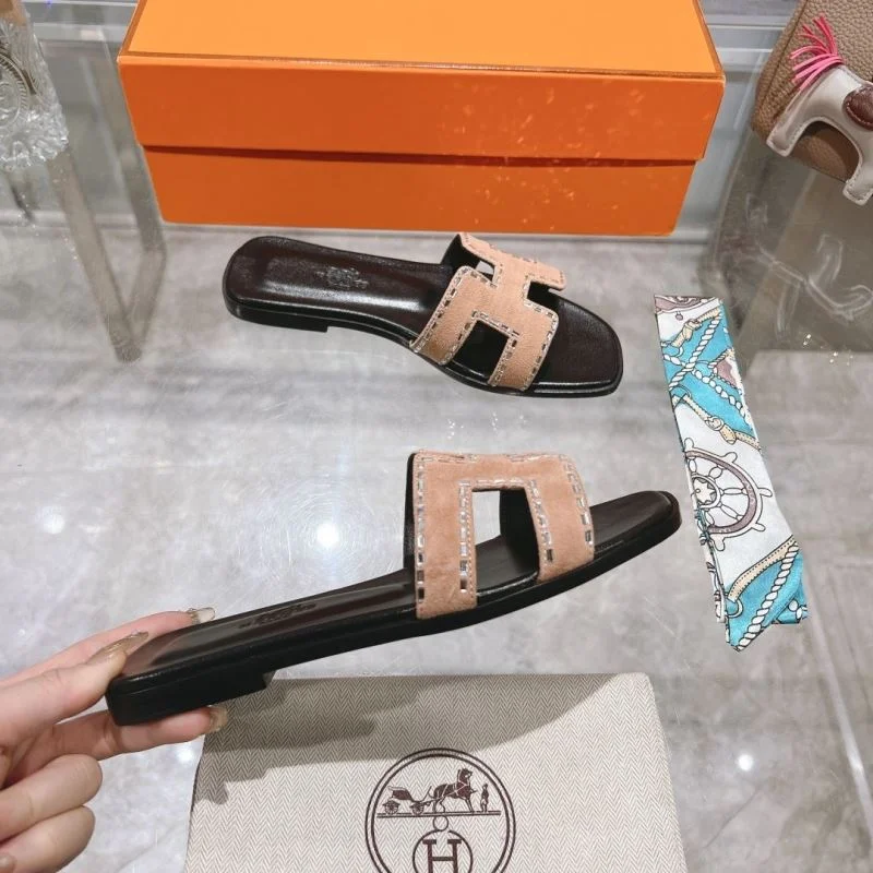 TravelReady Hermes Slippers 28273