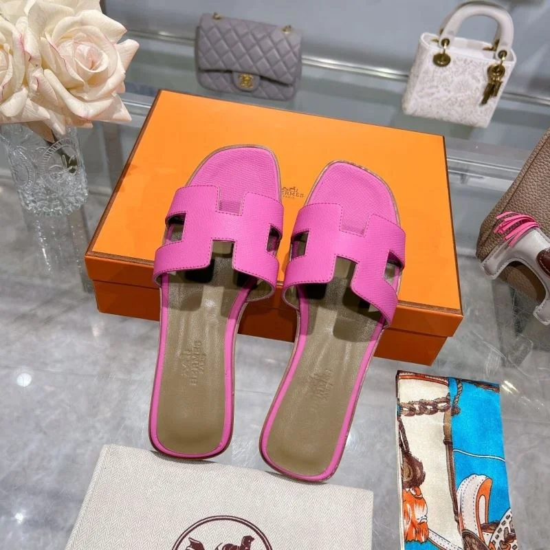 Resilient Hermes Slippers 28249