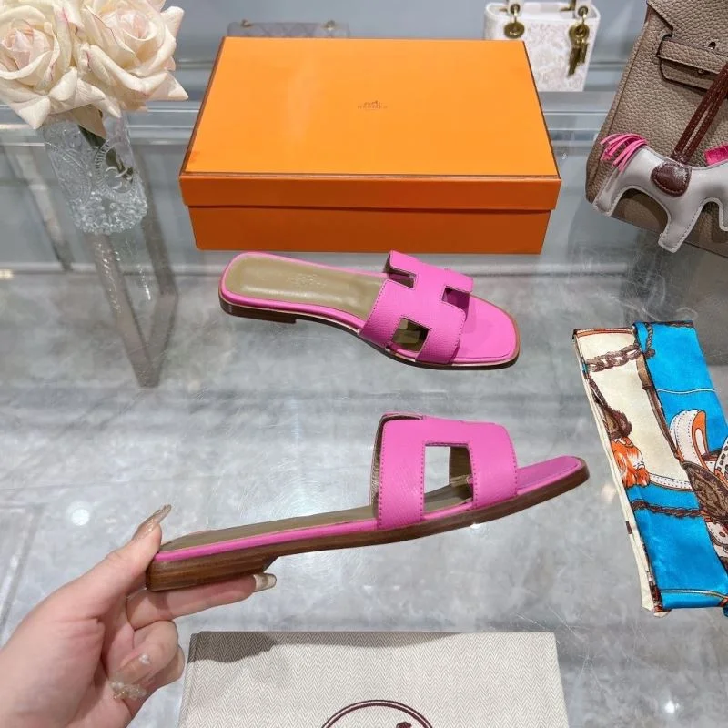 Resilient Hermes Slippers 28249
