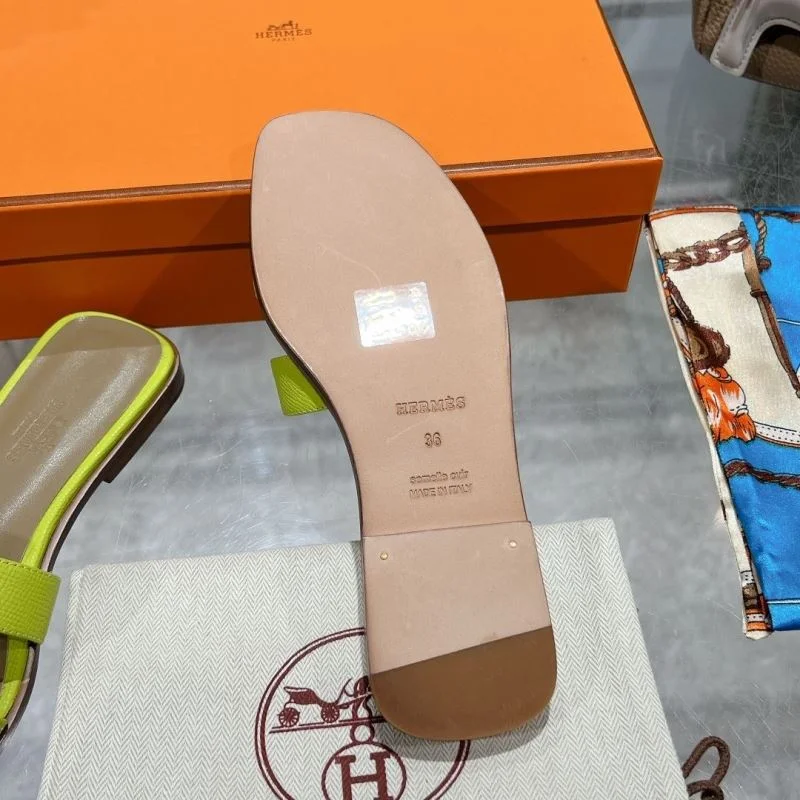 SmoothTexture Hermes Slippers 28253