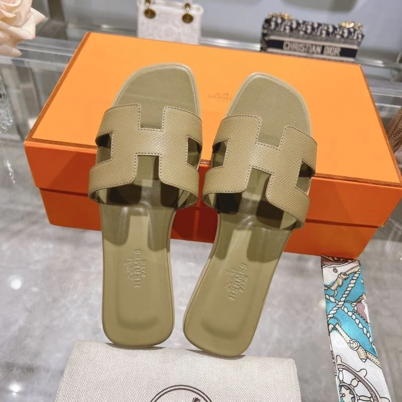 TechFriendly Hermes Slippers 28241