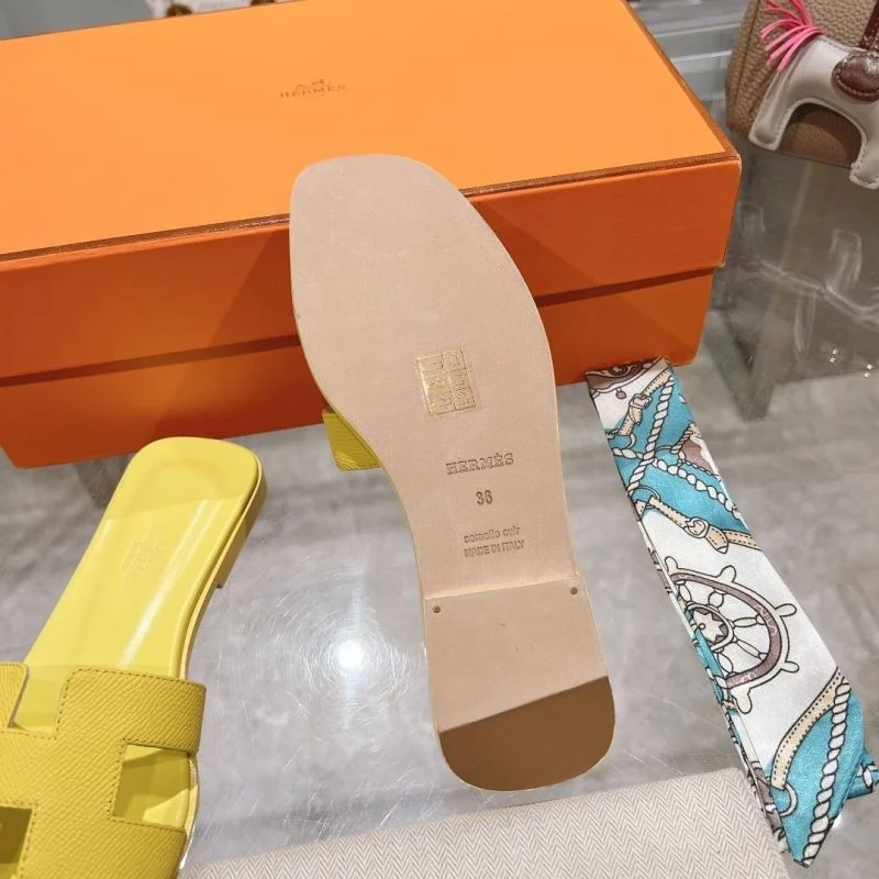 Sleek Hermes Slippers 28235