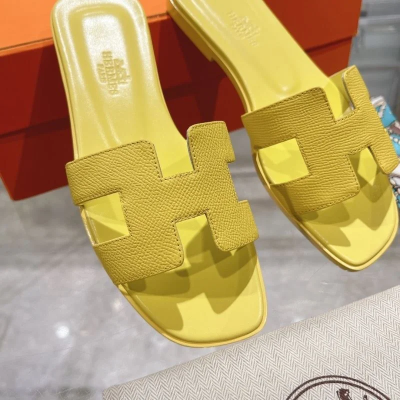 Sleek Hermes Slippers 28235