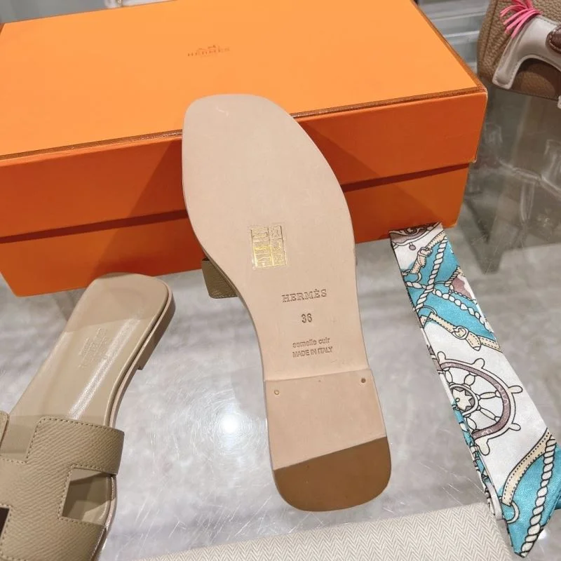 ModernLook Hermes Slippers 28236