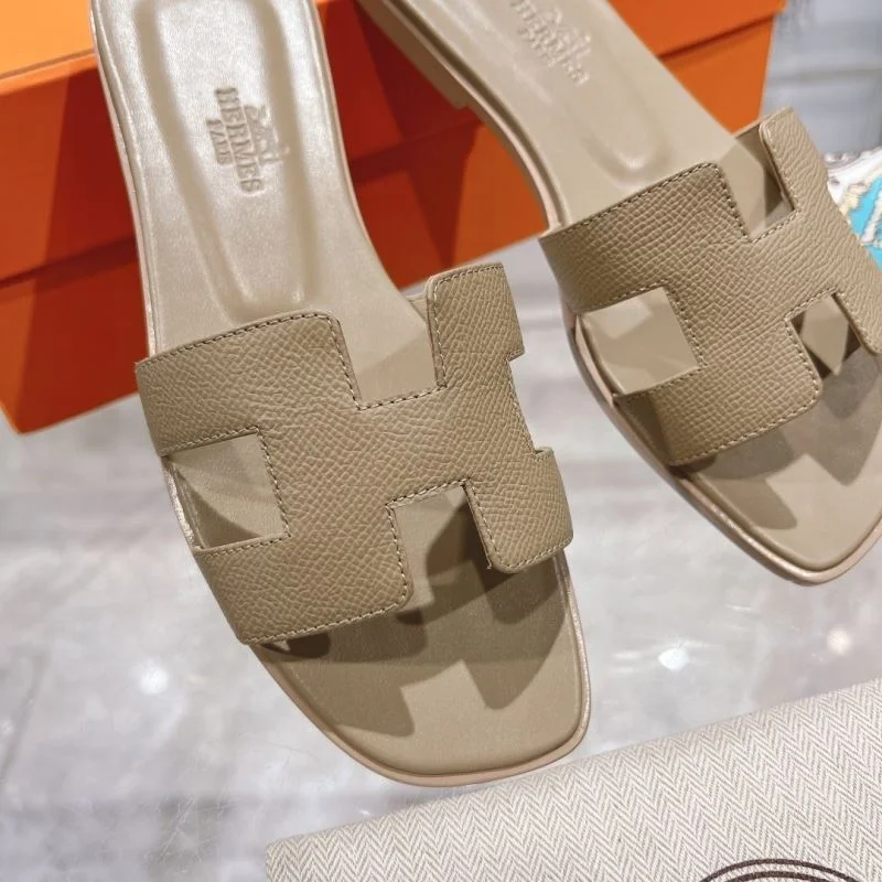 ModernLook Hermes Slippers 28236