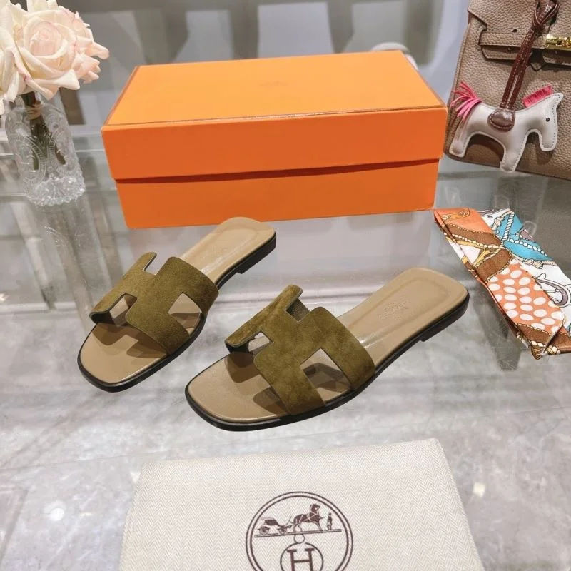 Supportive Hermes Slippers 28230
