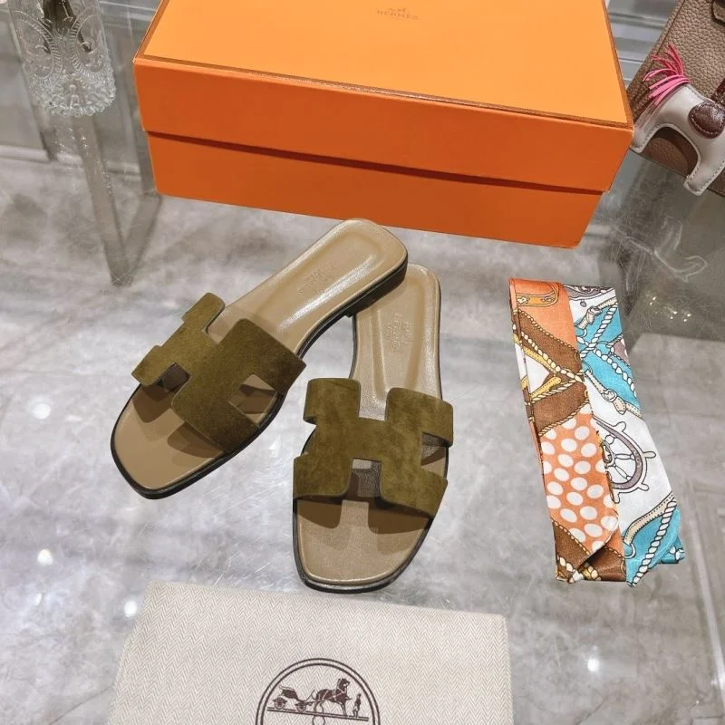 Supportive Hermes Slippers 28230