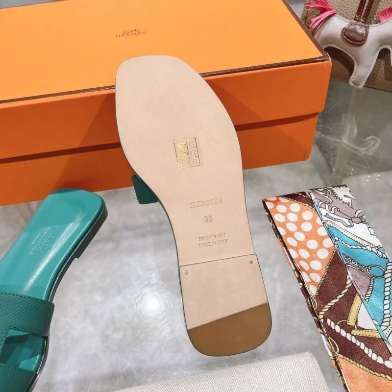 Hermes Slippers MoistureWicking 28231