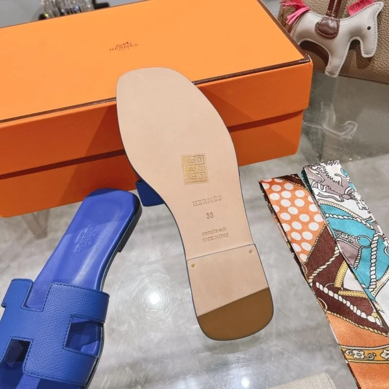 Vibrant Hermes Slippers 28221