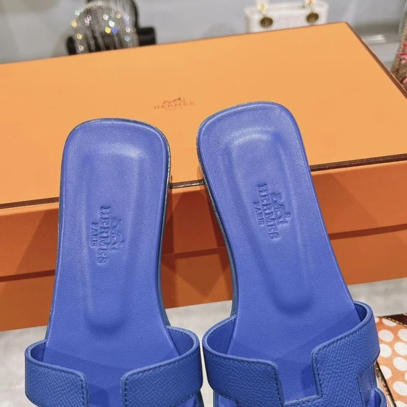 Vibrant Hermes Slippers 28221