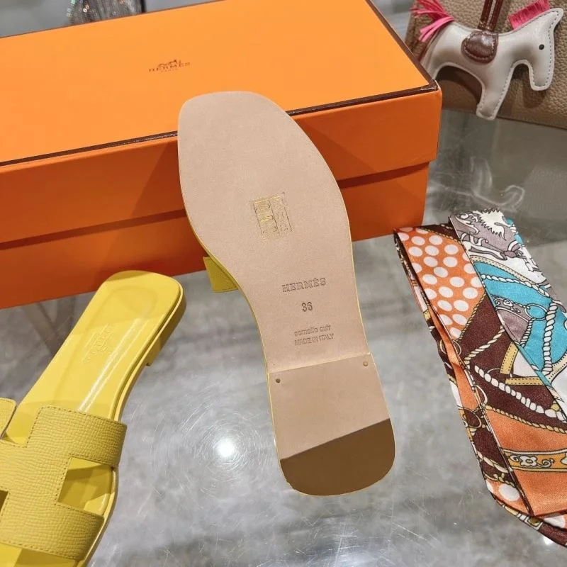 Supportive Hermes Slippers 28220