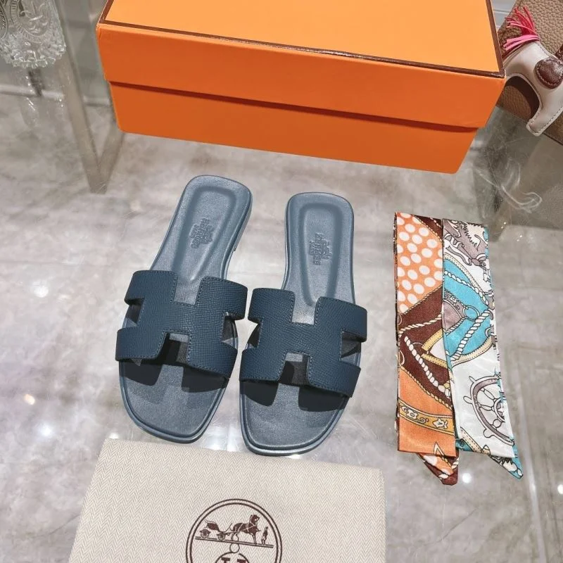 Vibrant Hermes Slippers 28209